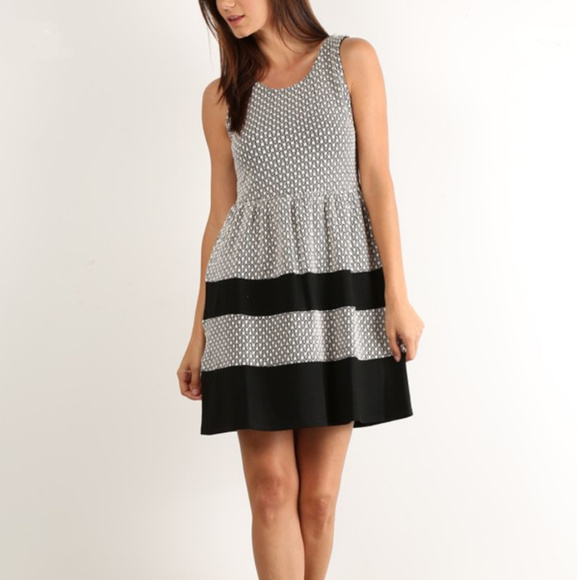 Mystree | Sleeveless Jacquard Flare Stripe Hem Dress, Small NWT - Picture 1 of 3